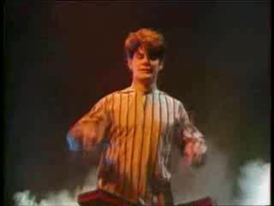 Les Inconnus  Isabelle a les yeux bleus