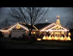 Christmas House animated to music
