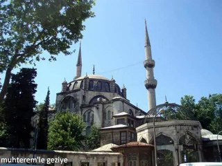 Üsküdar Yeni Valide Camii