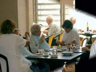 2004-Quotidien d'une Equipe En Blanc à Villa Pia (COS)