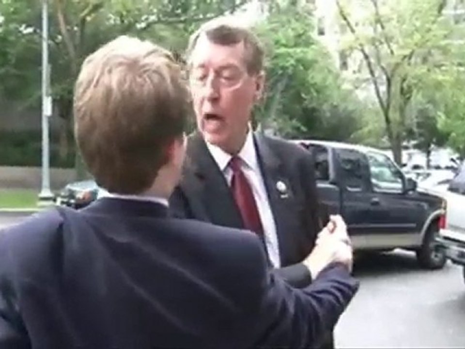 Congressman_Assaults_Student_on_Washington_Sidewalk