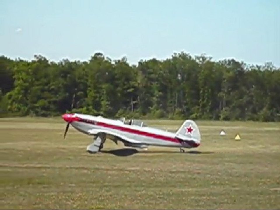 Yaks - Fête Aérienne de Cerny/La Ferté-Alais 2010