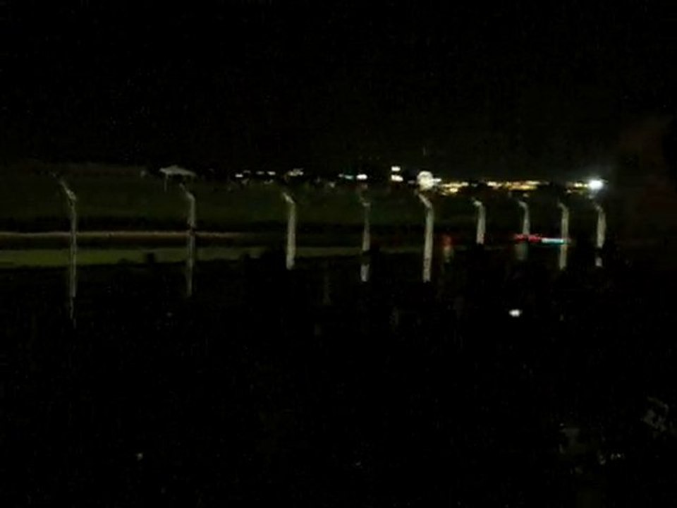 Le Mans 2010 - Virage Porsche dans la nuit