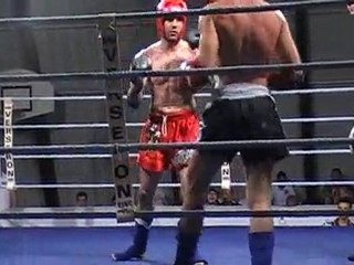 Marco - Gala Phenix MuayThaï 2 - 12 Juin 2010 (3eme Round)