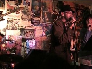 belvedere de Champigny sur Marne : KARAOKE