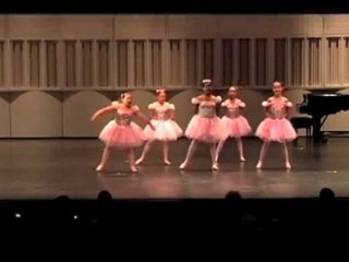 Musical Theatre performs "Favorite Things"