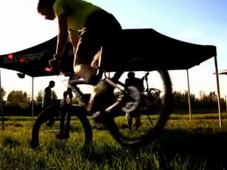 SCOTT Genius LT 2011 (long-travel)