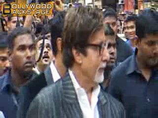 Aishwarya Gives Abhishek Big Surprise!