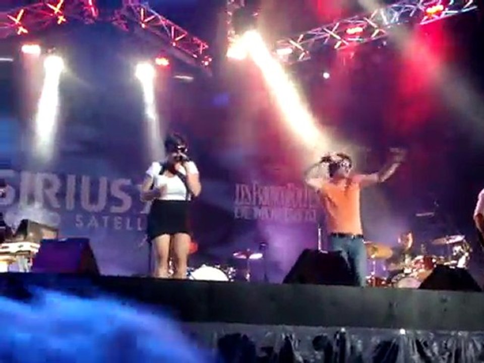 Yann P./Ariane Moffatt 14 juin 2010 - La machine à zouguer