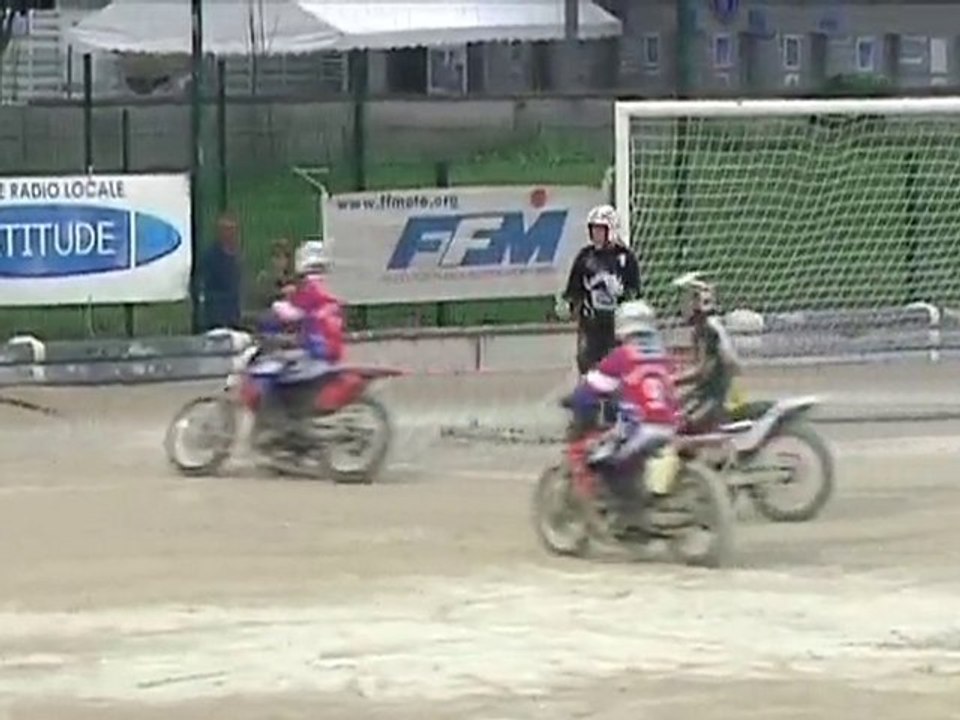 Le SUMA troyes bat Monteux (Motoball Nat A)