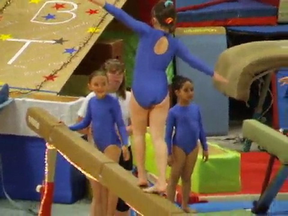 Manon à la poutre 2009