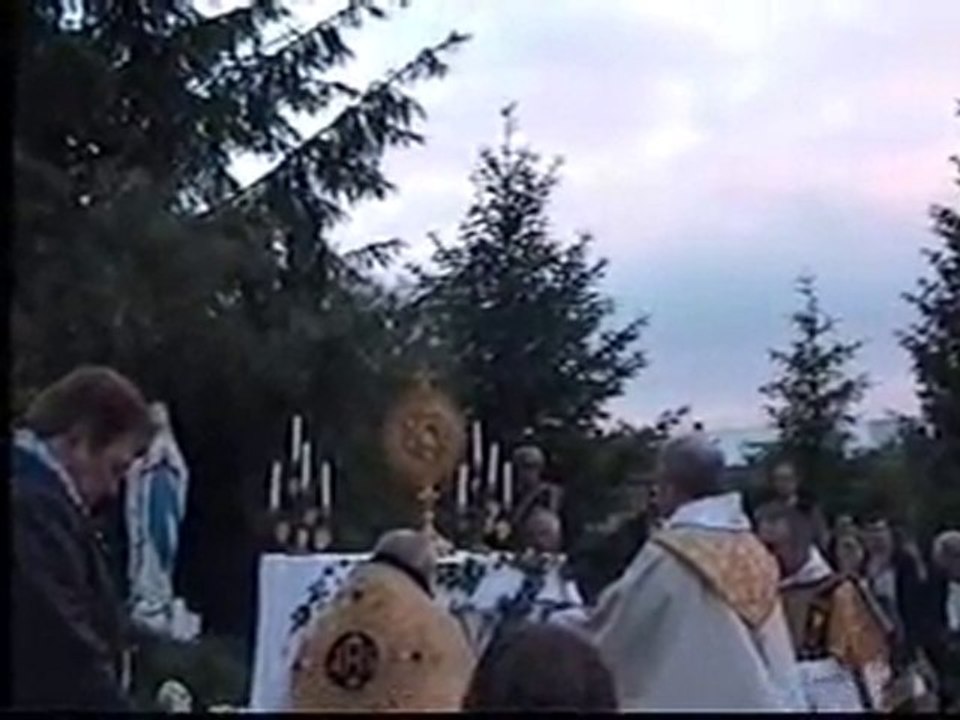 Procession du Saint Sacrement 11/06/2010 part2