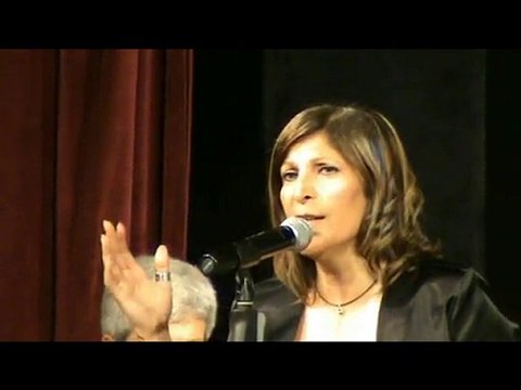 Alev TEMUR (YURDUN TÜRKÜLERİ)- Ağ Elime Mor Kınalar Yaktılar