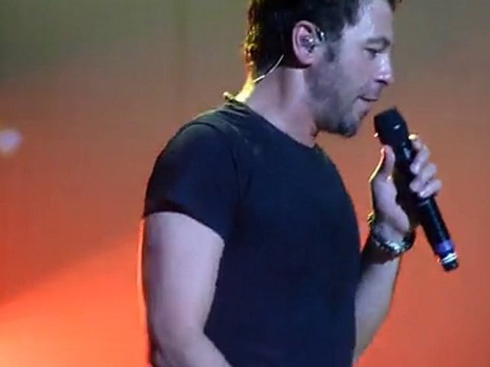 Christophe Maé - J'ai vu la vie [Zénith de Paris - 15.06.10]