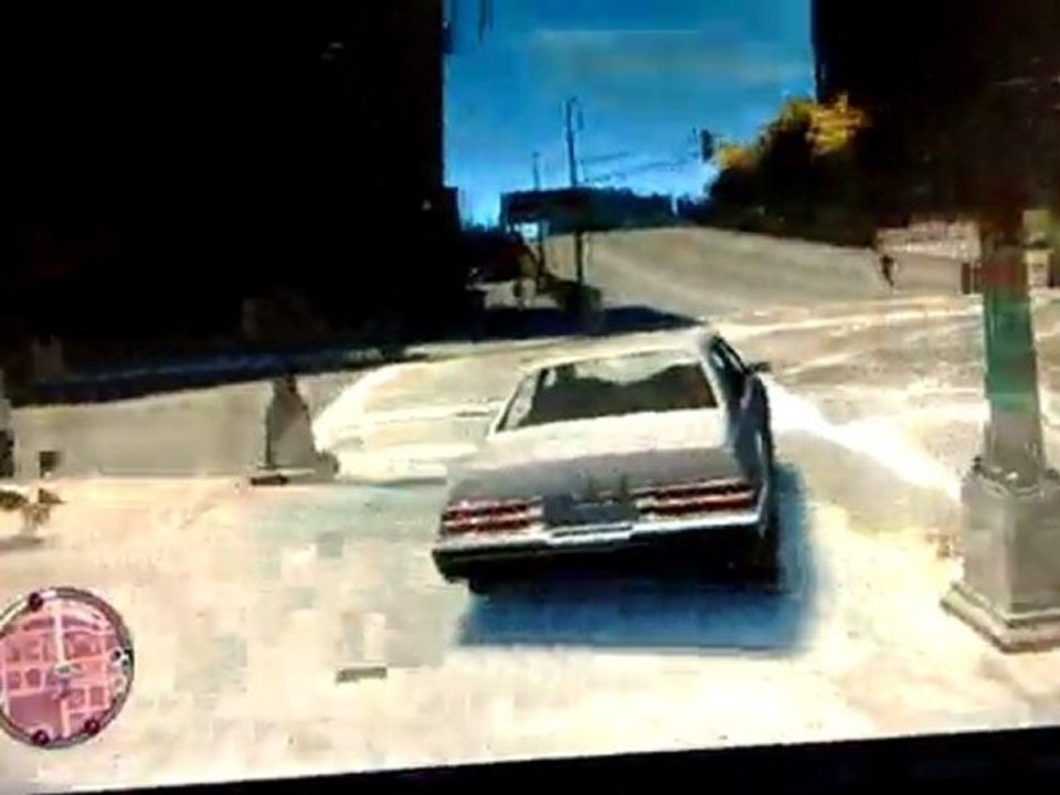 GTA 4 - TBOGT - Course poursuite (filmée par un Nokia N900)