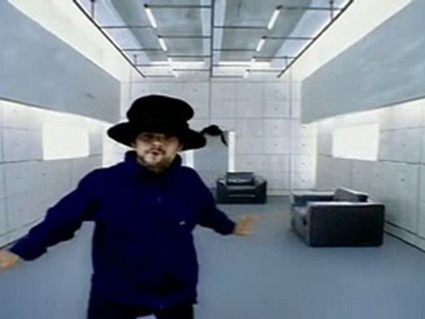 Jamiroquai fait la pub pour des nouilles japonaises