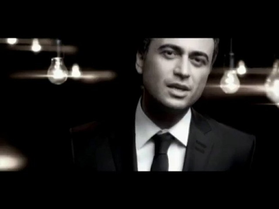 Kutsi - Bambaşka (Yeni Klip)