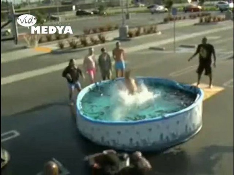 jackass vs kobe braynt