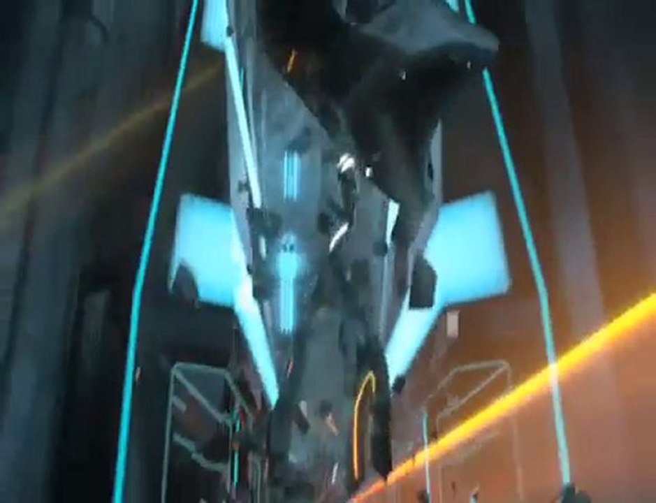 TRON: Evolution, the video game -- E3 trailer