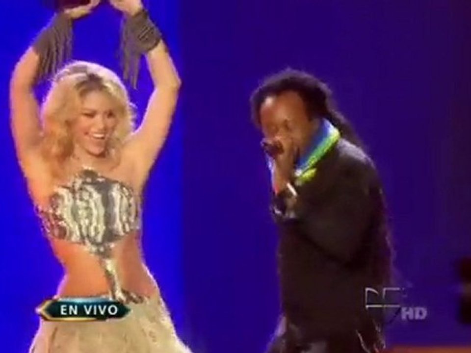 ShaKira y Calle 13 Rip Dont Lie WM 2010
