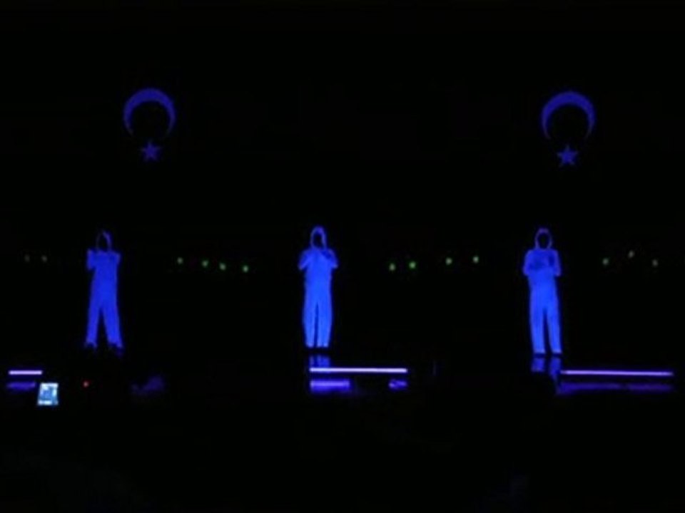 Matrix Dans Gösterisi