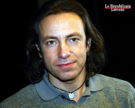 Philippe Candeloro ne reste pas de glace devant les Bleus