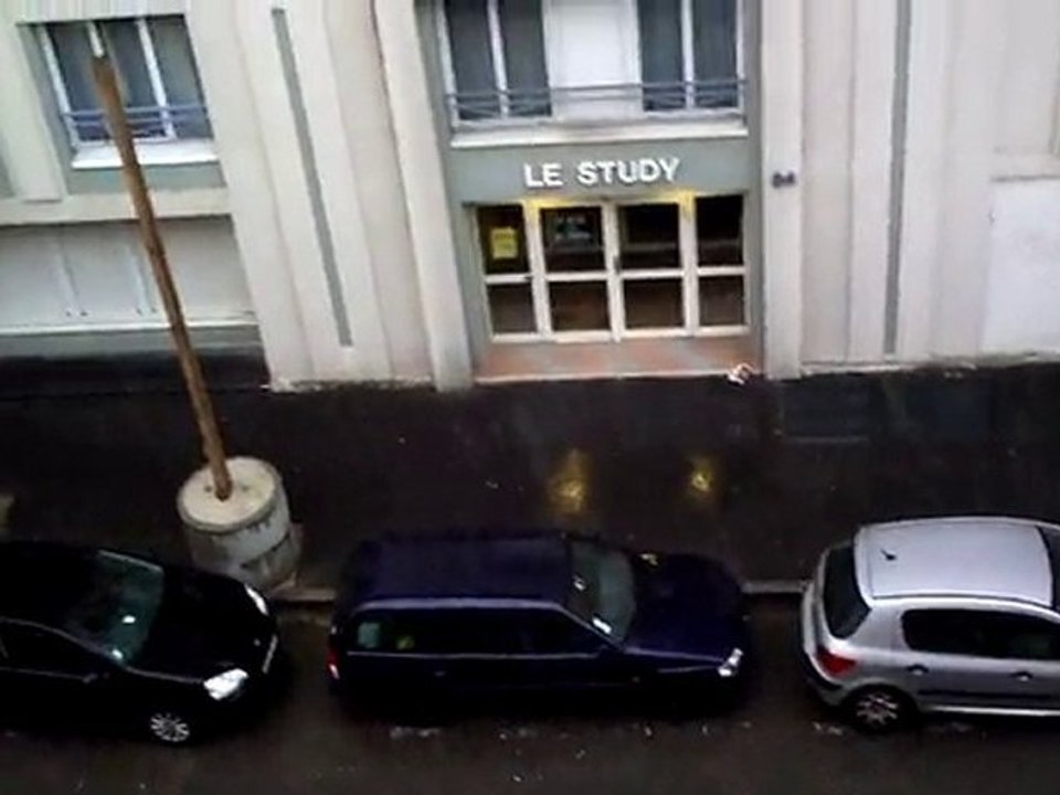 Orages  fort et des impacts de foudre à Lyon le mercredi 16 juin 2010