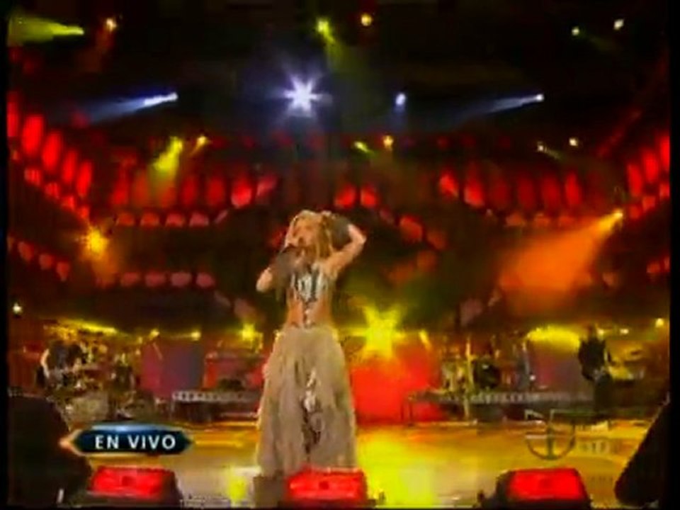 Shakira - Waka Waka - completo [Sudafrica 2010] HD