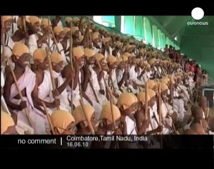 Indian students dress up as Gandhi - no comment