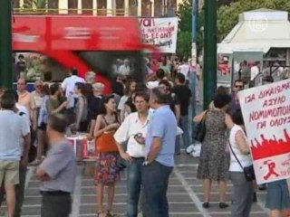 Греков хотят заставить работать больше и дольше