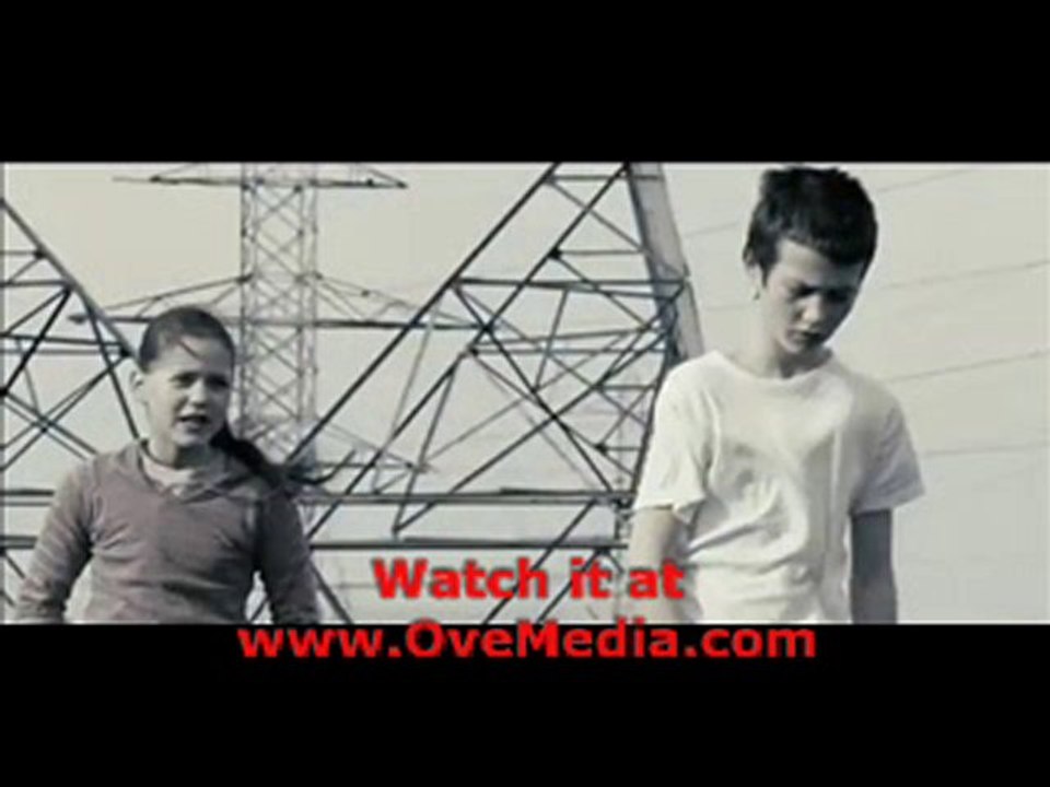 Watch Kisses Online Free Part 1/3