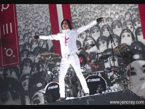 30 Seconds To Mars - 11 Stranger in a strange land