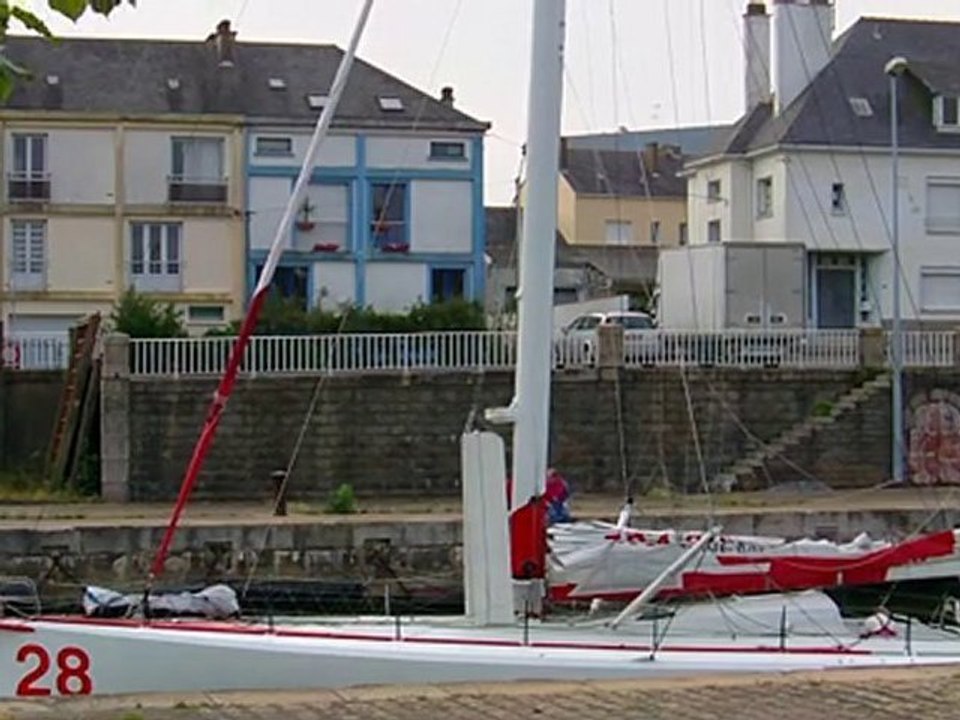 SNSM 2010 : V1 en attendant les croissants, repos à l'écluse