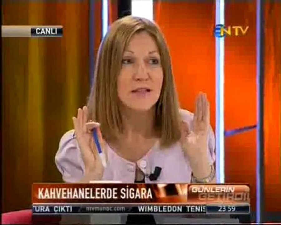 Sigara  içme yaşı düşüyor..