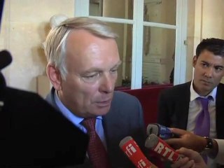 "M. Woerth, avez-vous reçu des chèques de Mme Bettencourt?"