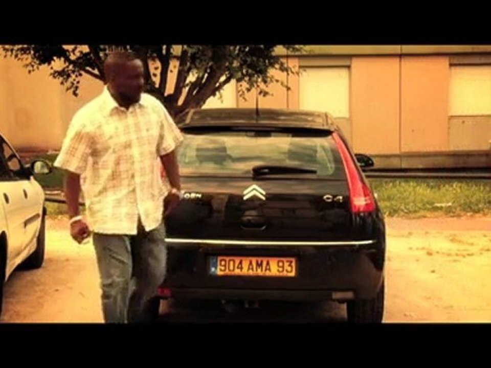 AFRICAN GANGSTER • EXTRAIT INEDIT DU FILM • DVD LE 21 JUIN