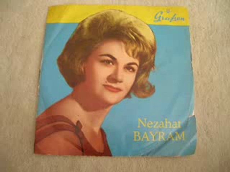 Nezahat Bayram - Ay Karanlık Bulamadım Yolumu