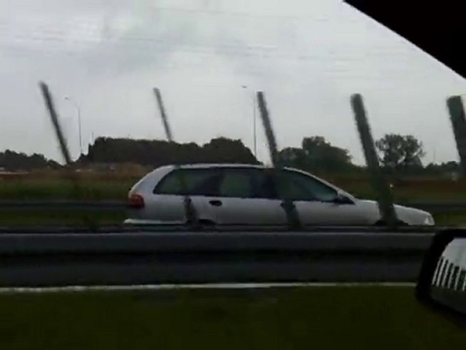 Pędziła jak szalona autostradą A4 pod prąd !