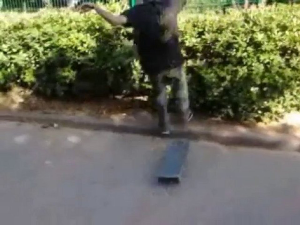 TRAILER 2 ARKAIK SUMMER TOUR 2010_0001