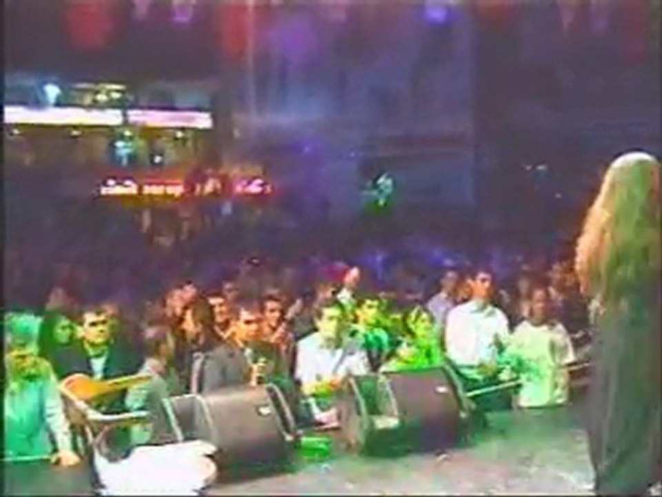 Çiğdem Gül Özdemir-Çayır Çimen Geze Geze