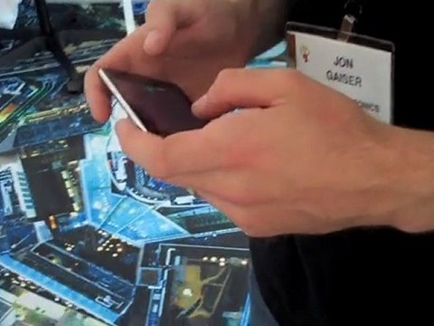 Parrot présente son drone piloté par iPhone à l'E3