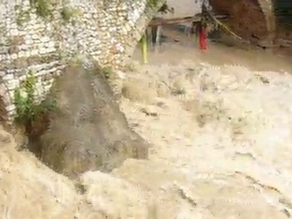 Inondation Trans en Provence 16 juin 2010 09h20