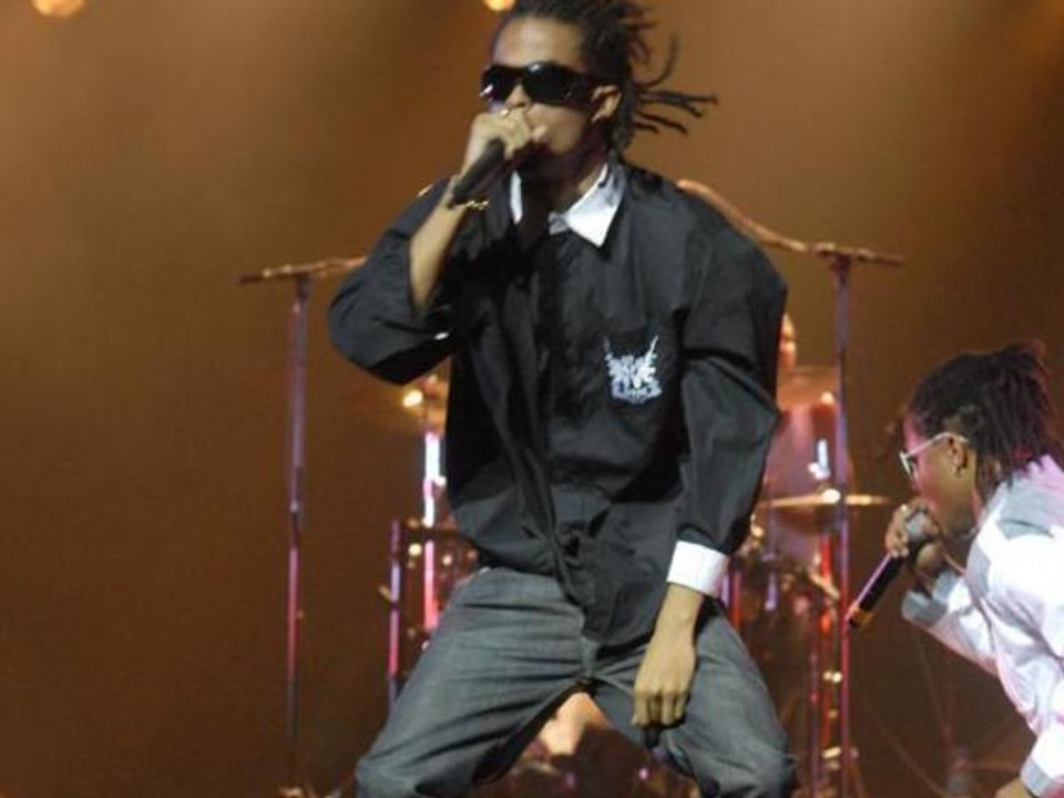 Byronn Feat Kalash - Kay la cho / Live Atrium