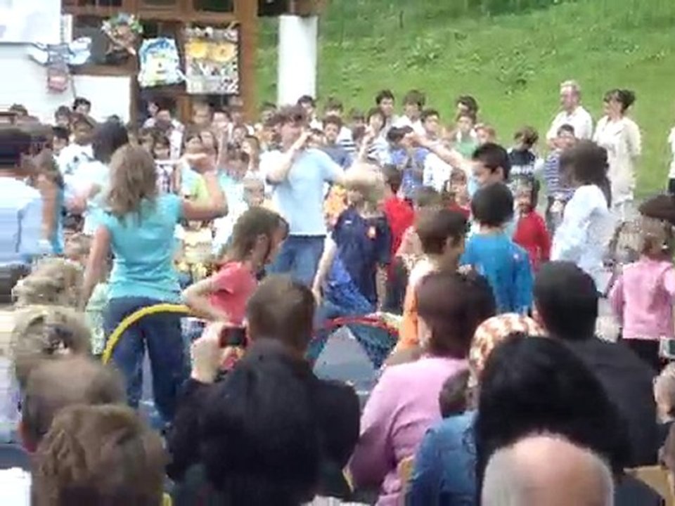 spectacle école 19/06 chanson 5