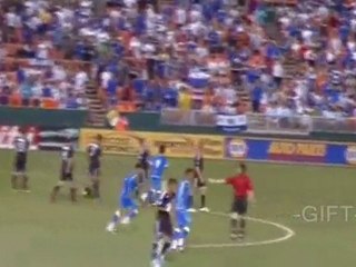 E.Quintanilla hits the post vs DC United : 6.19.2010