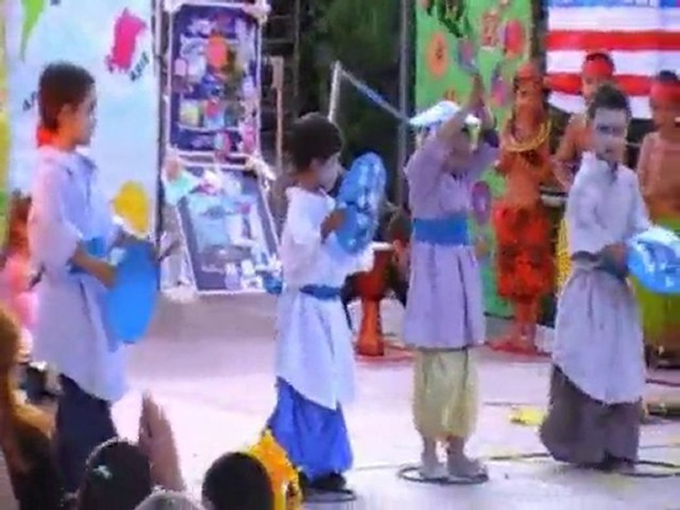 Lily spectacle ecole 2010