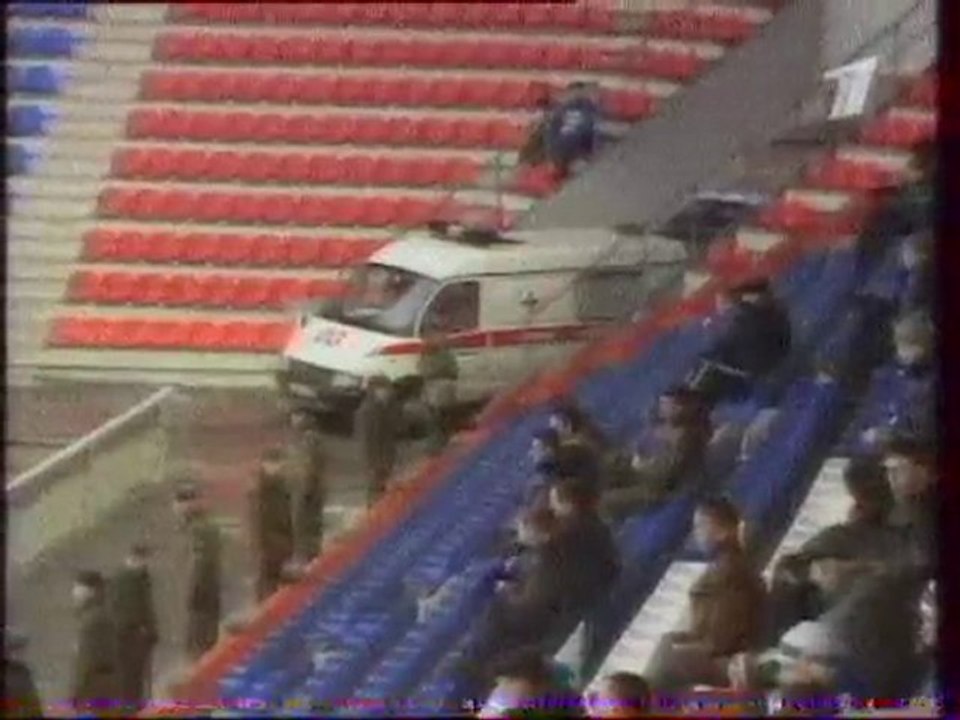 4 тур.7.04.01.Локомотив-Факел 1-0