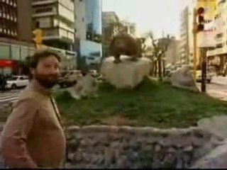 A LA VUELTA DE LA ESQUINA - ESCULTURAS DESAPERCIBIDAS 2-2