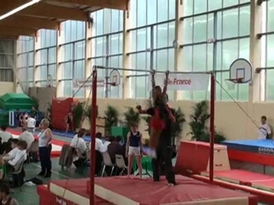 Gymnastique Poussins 13/06/2010 Bures sur Yvette