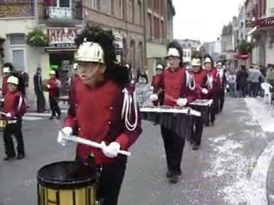 MAJORETTES DE BUSIGNY CARNAVAL DE CAUDRY 2010